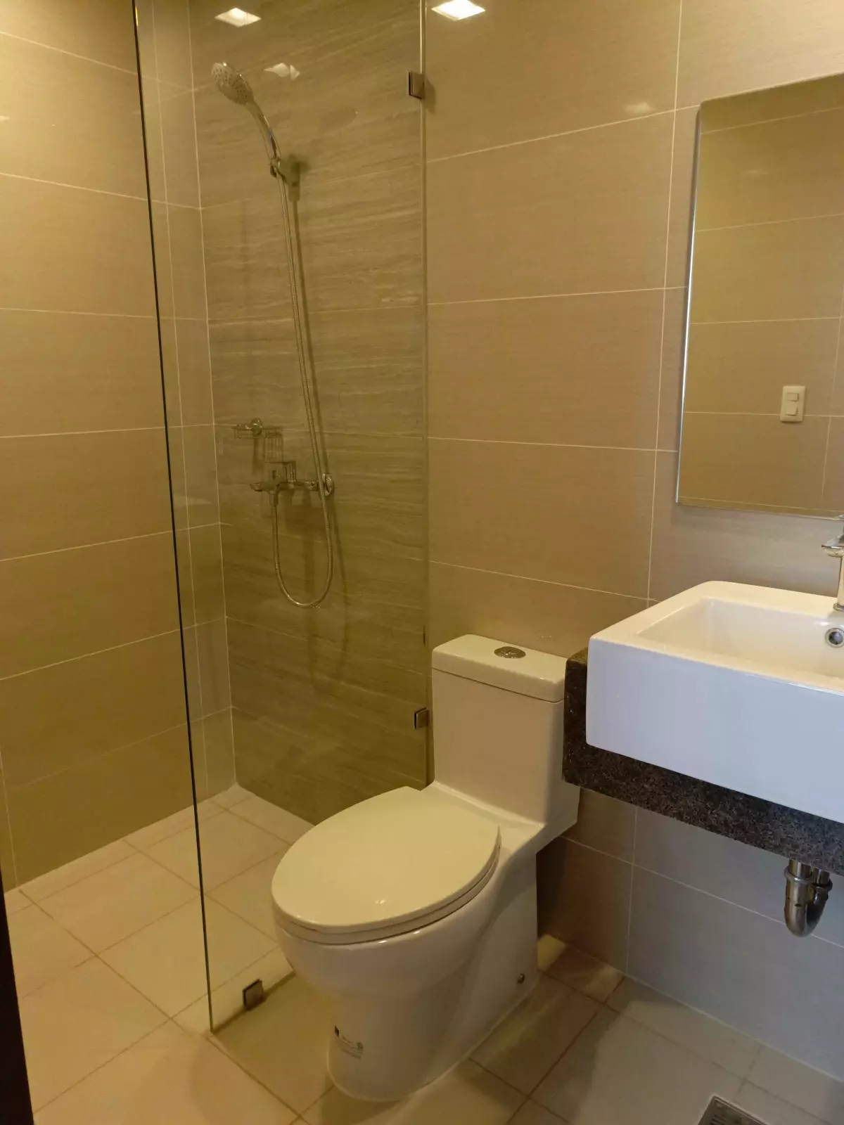 Open photo 11 of 15 — Newly Renovated and Interior Designed Executive Condo Unit At The Mactan Newtown
