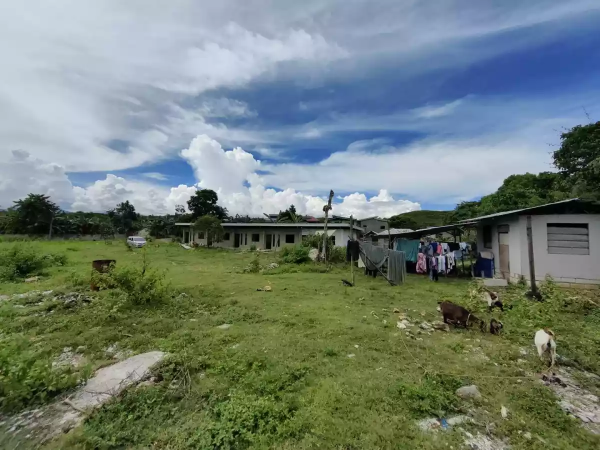 For Sale Fully concrete Fence lot in Sambag, San Vicente Liloan — Agricultural Lot in Cebu, Philippines — Photo 2