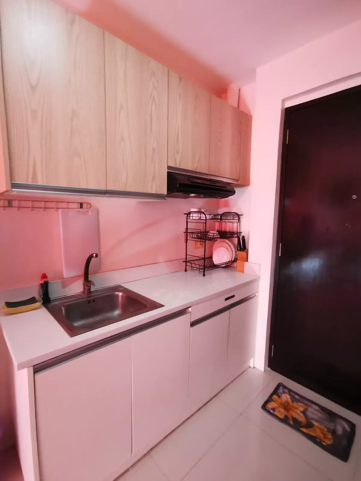 Bamboo Bay Studio Unit For Rent - photo 6