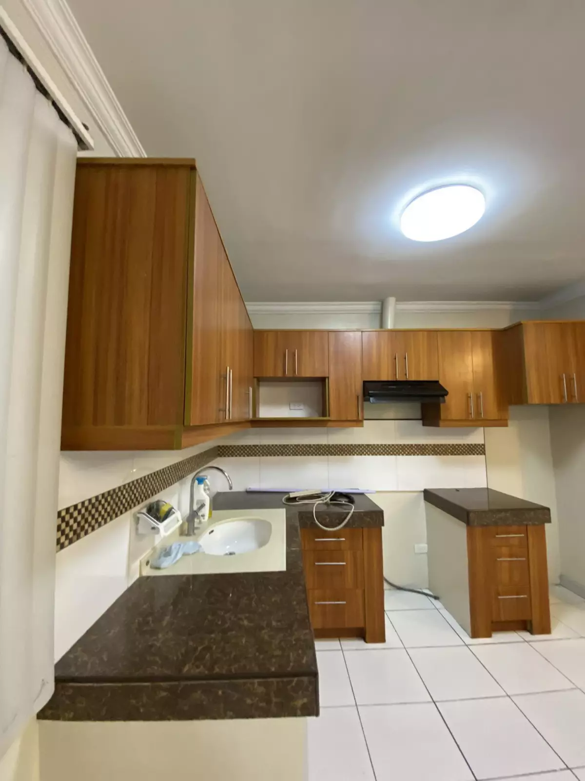 FOR SALE: 3 BEDROOM HOUSE IN BANILAD — Townhouse in Old Bonifacio St, Cebu City, Cebu — Photo 6