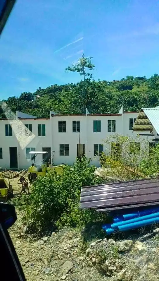 Rush Sale 2 units Preciousville Rowhouse for sale — House and Lot in Cebu, Philippines — Photo 3