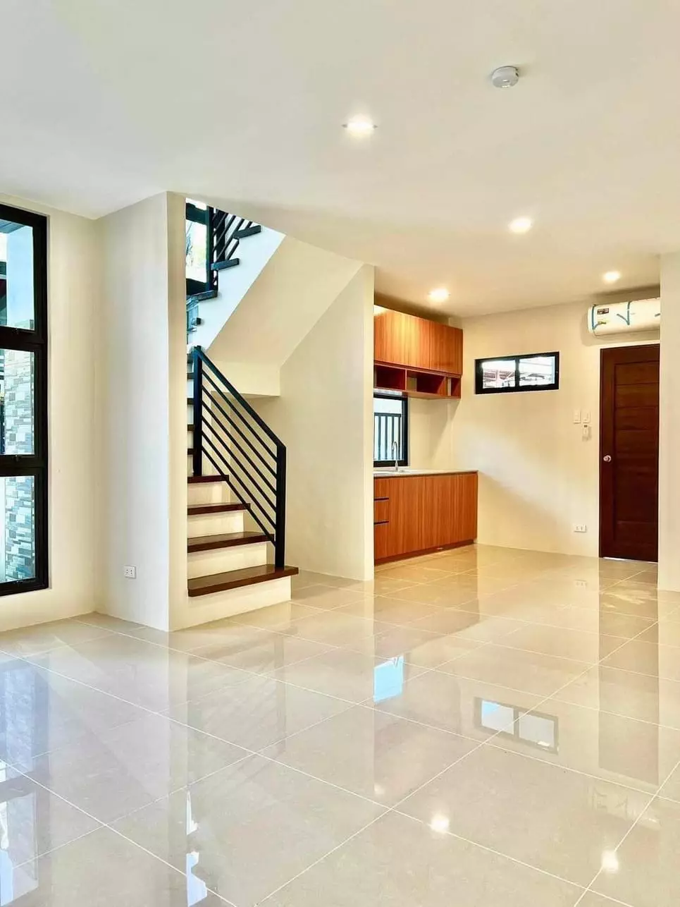 Brand New Modern House & Lot CLEAN TITLE - photo 7