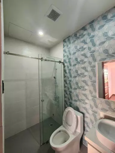 Open photo 11 of 23 — 4-Bedroom Apartment for Sale in Talisay, Cebu