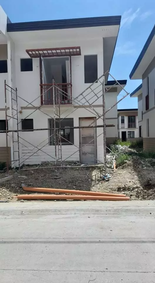 FOR Assume TownHouse Ph1B End Unit CASA MIRA NAGA - photo 4