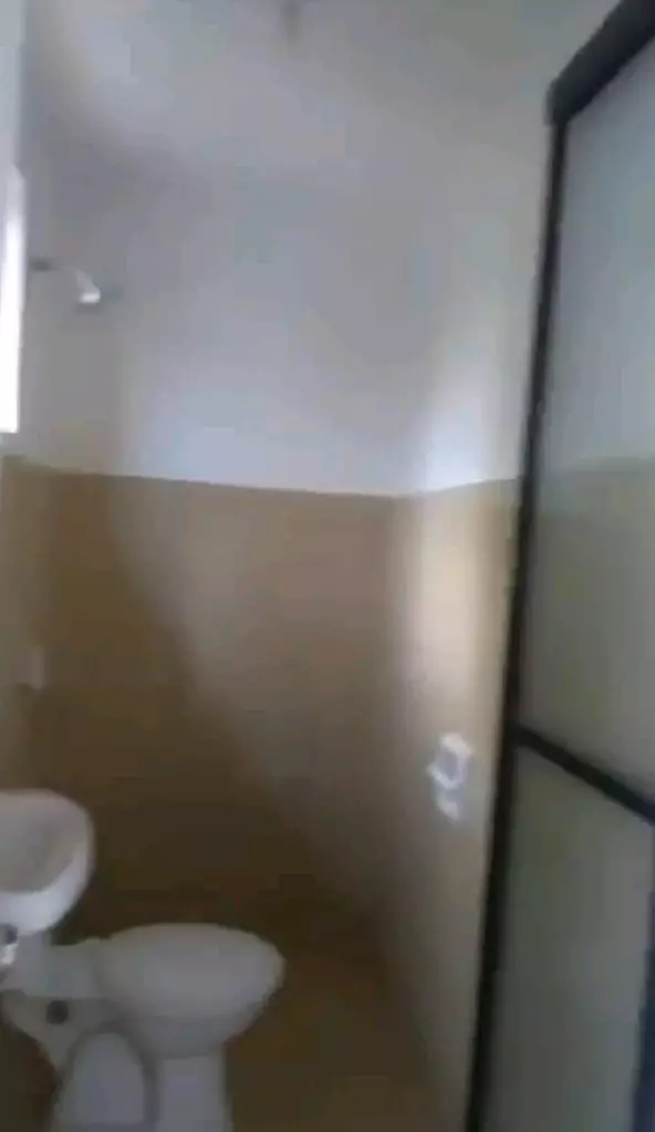 2 storey house and lot — House and Lot in Angela Avenue, Balabag, Pavia — Photo 7