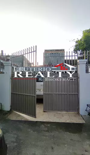 House and Lot for Sale in Naga, Camarines Sur — House and Lot in formerly, Zone 1 Ilang-Ilang St, Naga — Photo 4