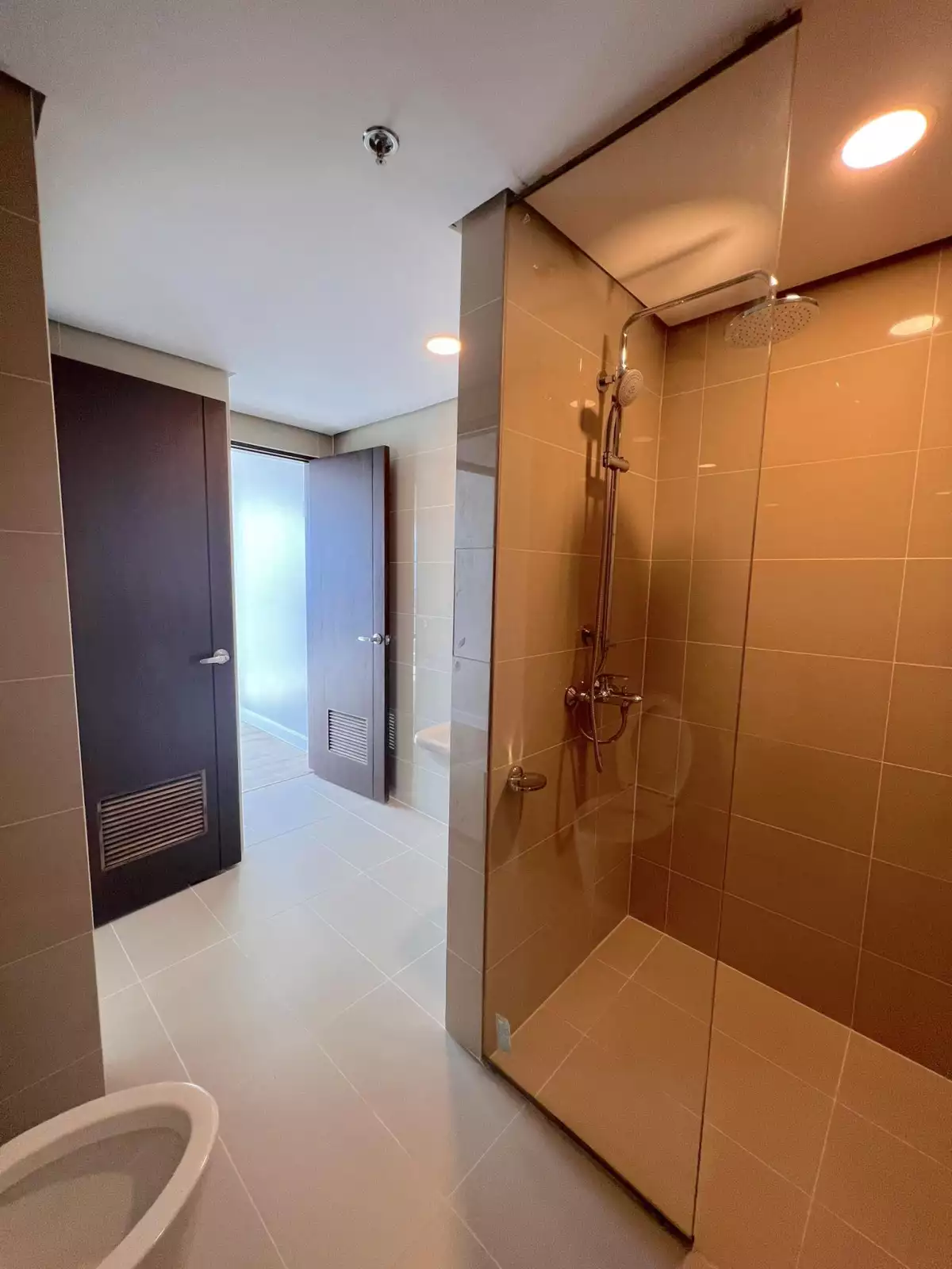 38 PARK AVENUE 1 Bedroom for SALE  - photo 3