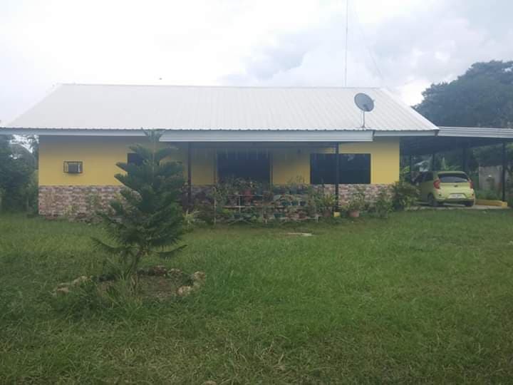 Fully Furnished House and Lot In Can-asujan Car Car Cebu City - photo 2
