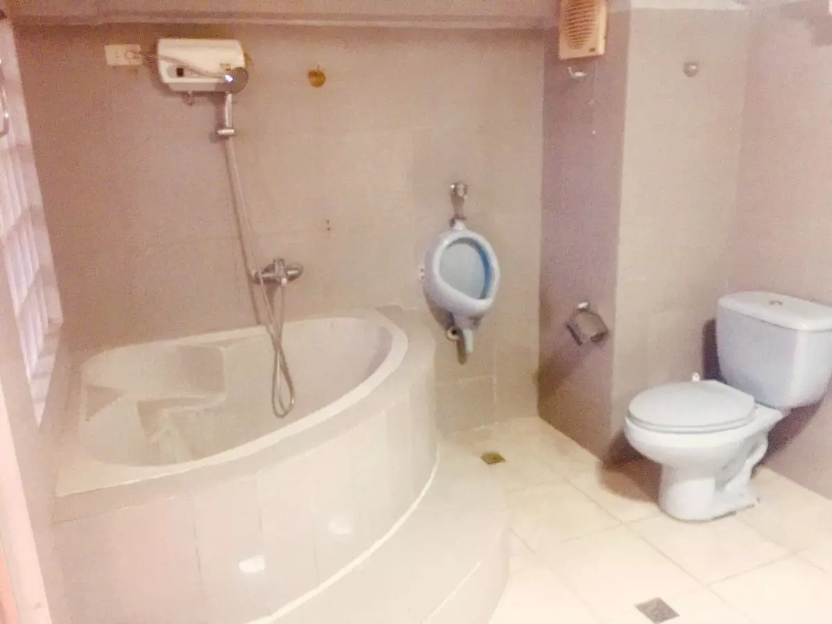 RUSH SALE Westmond 3BR Condo Unit — 3 Bedrooms in Sucat Road, Parañaque, Metro Manila — Photo 6