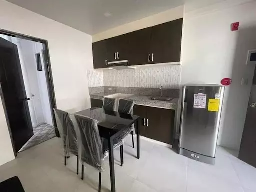 12449 — Townhouse in Tres de Abril Street Extension, Cebu City, Cebu — Photo 3
