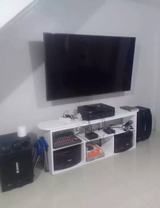 FOR SALE FULLY FURNISHED 2BR AT DECA HOMES 5 — House and Lot in Basak-Sudtunggan Road, Lapu-Lapu City, Cebu — Photo 7