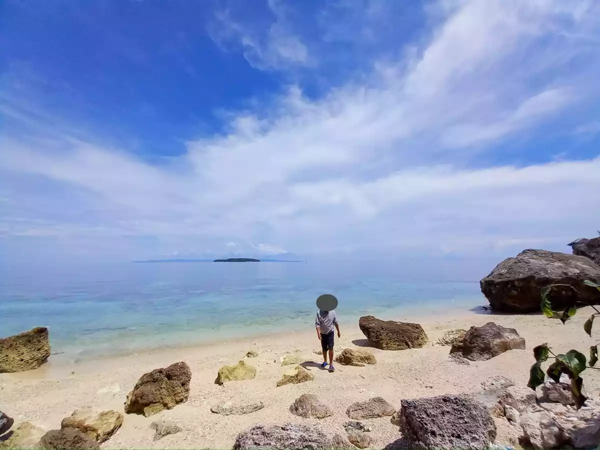 Affordable Beachlot — Beach Lot in Oslob, Cebu, Philippines — Photo 4