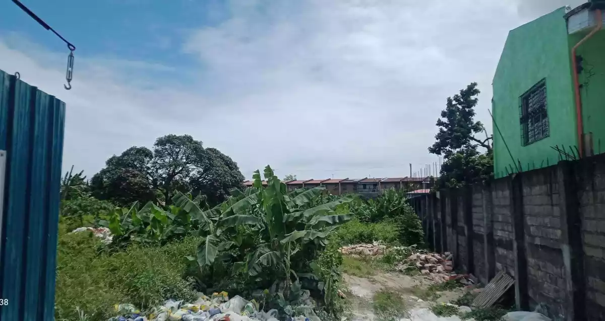 LOT FOR SALE ALONG HIGHWAY in LAPU- LAPU CITY! - photo 2