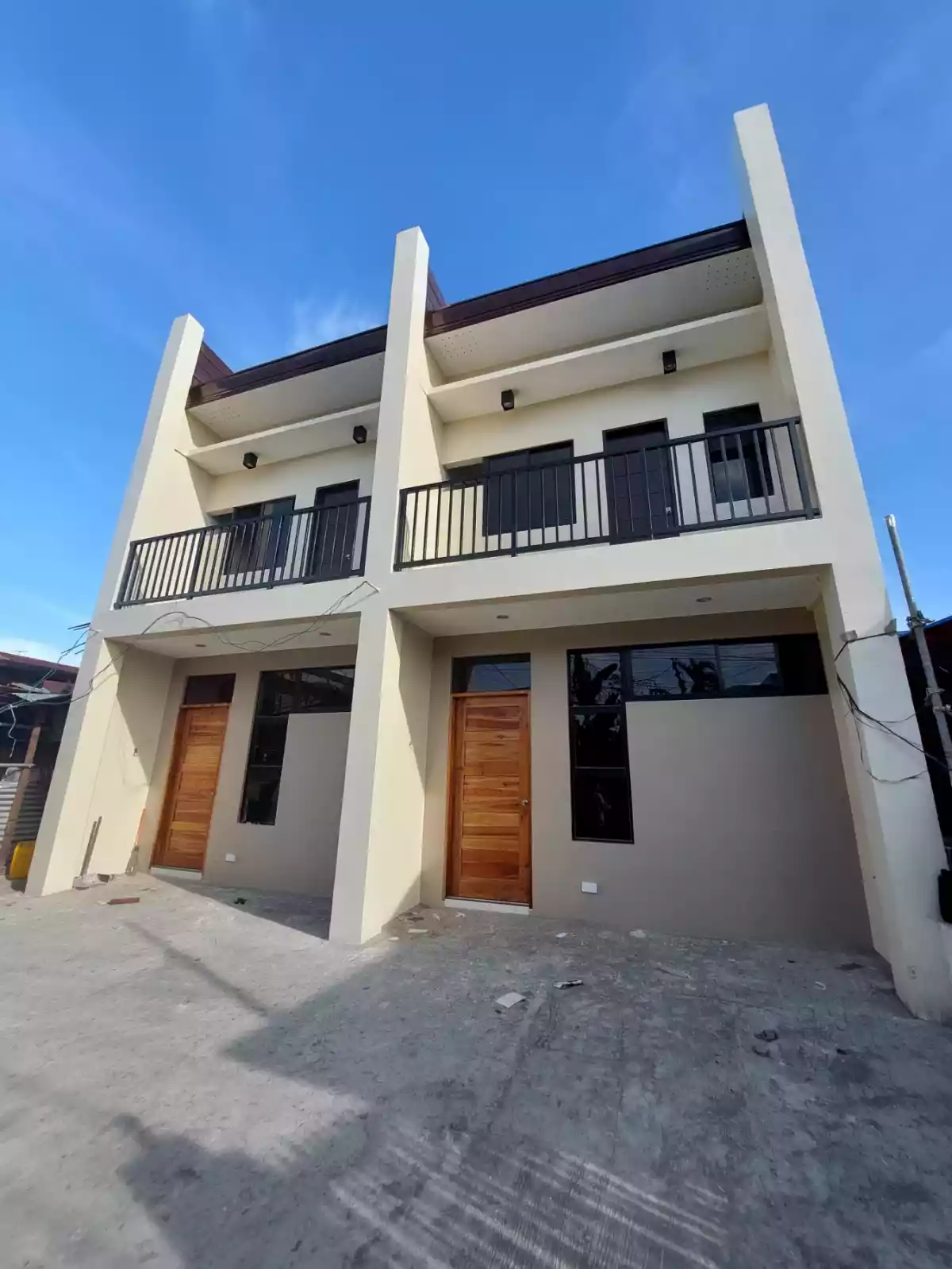 BRAND NEW MODERN HOUSE AND LOT FOR SALE IN TALISAY - photo 3