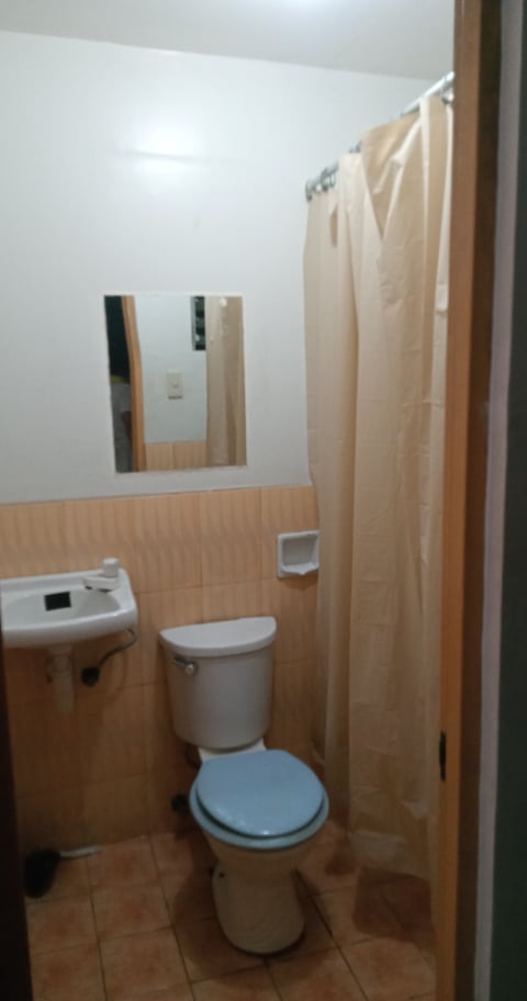 For rent Furnished Studio unit in Deca Tipolo Mandaue city Cebu — Studio in Mount Manunggal Street, Mandaue City, Central Visayas — Photo 5