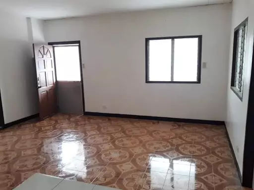 3 bedroom House with garage and balcony — House and Lot in Sibulan, Negros Oriental, Philippines — Photo 7