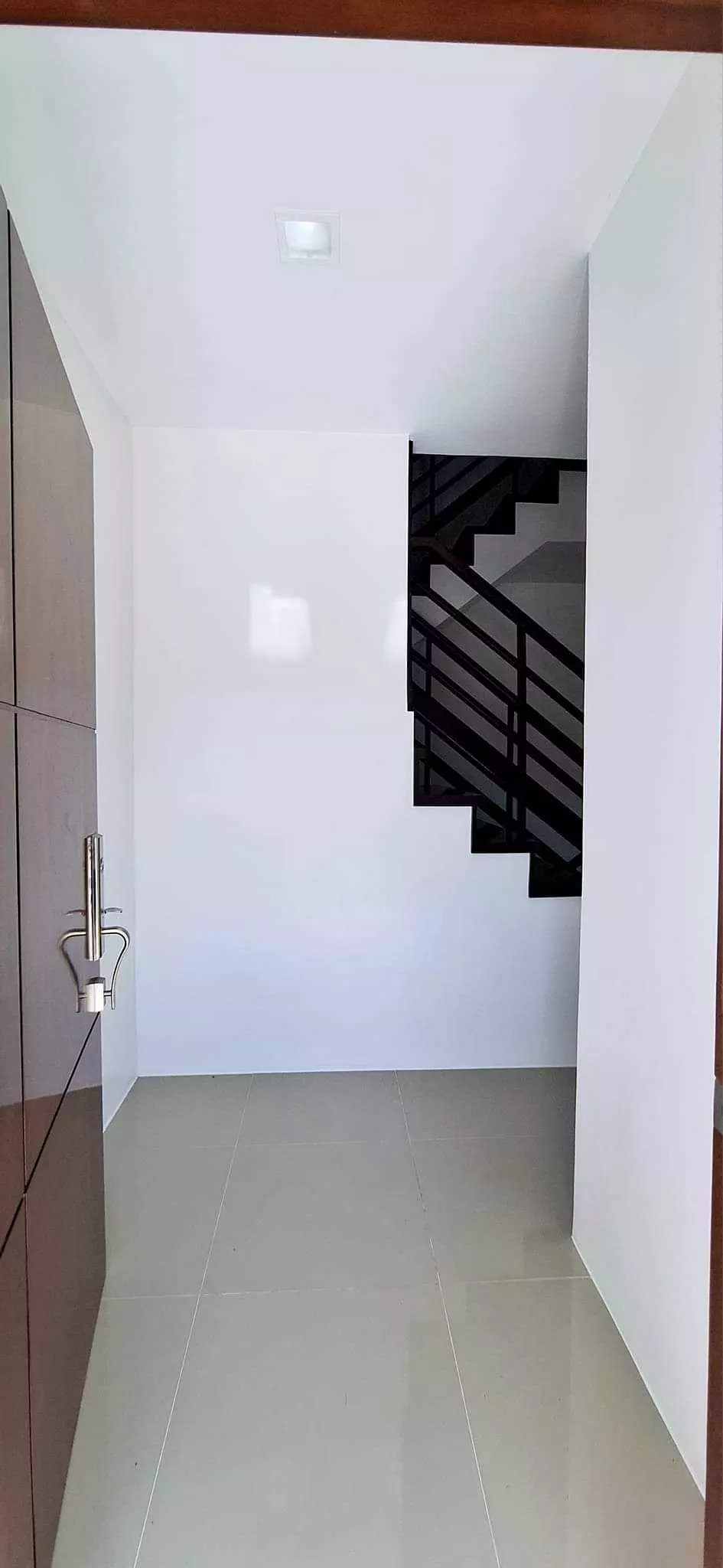 TWO-STOREY HOUSE FOR RENT - photo 5