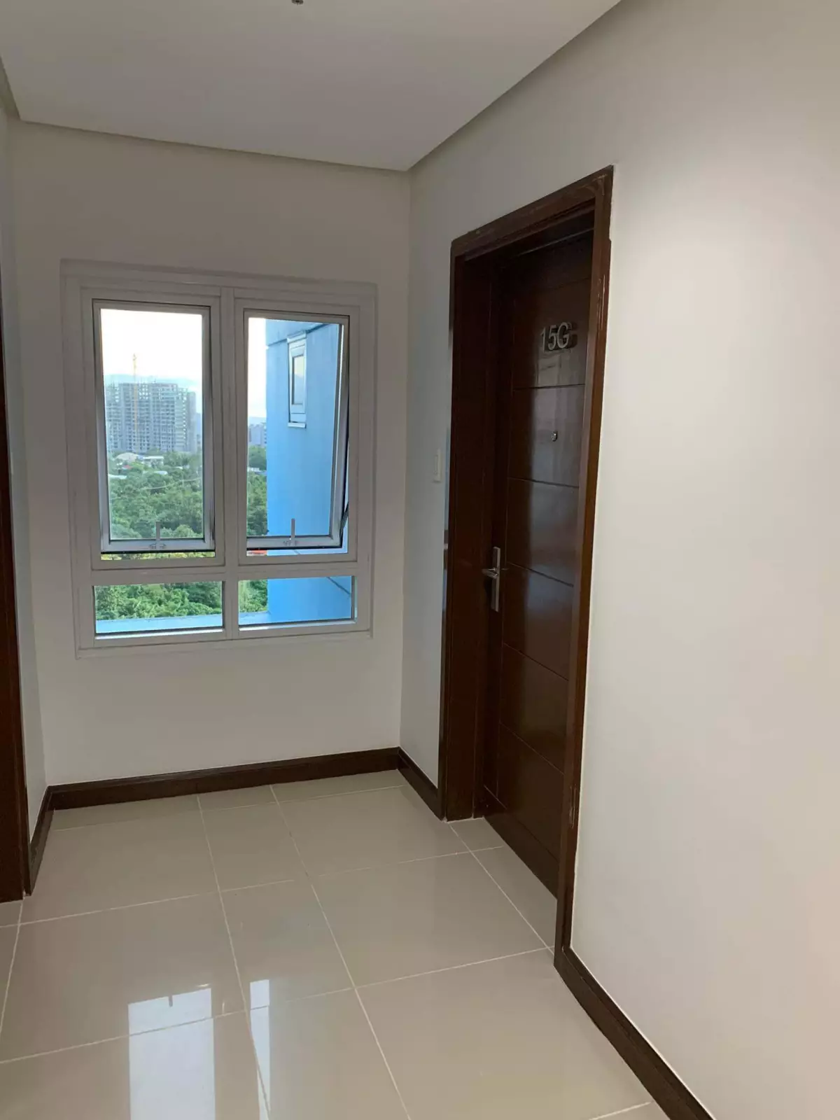 For Sale 2 Bedroom Condo in Lapu-Lapu — 2 Bedrooms in Lapu-Lapu City, Philippines — Photo 4