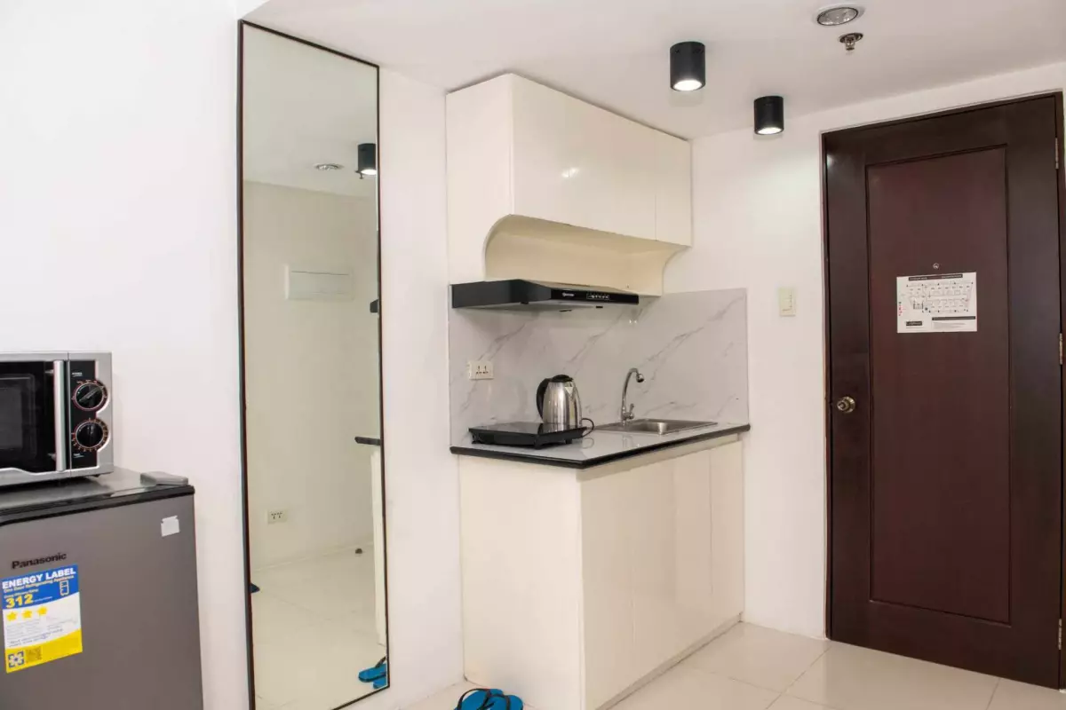 STUDIO UNIT AT CITYSCAPE FOR RENT — Studio in Mandaue City, Philippines — Photo 6