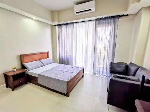 Open photo 78 of 127 — Minimalist Studio Unit For Rent Near Cebu Doc and Chong Hua Fuente with Beautiful View from Balcony