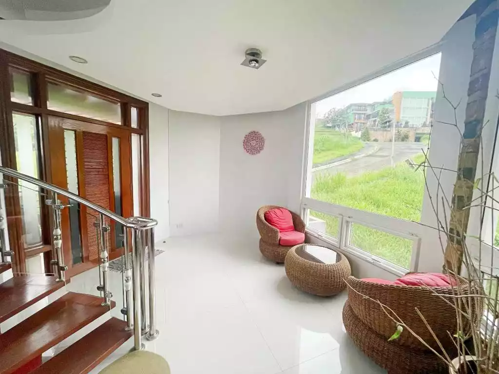 Impressive Taal View House and Lot for sale in Canyon Woods, Tagaytay! — House and Lot in Lemery, Batangas, Philippines — Photo 6