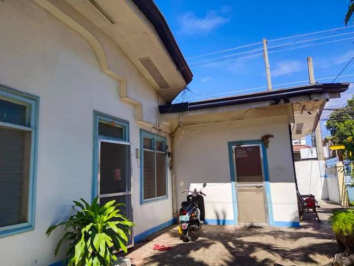 Open photo 11 of 18 — For sale Commercial Lot with house