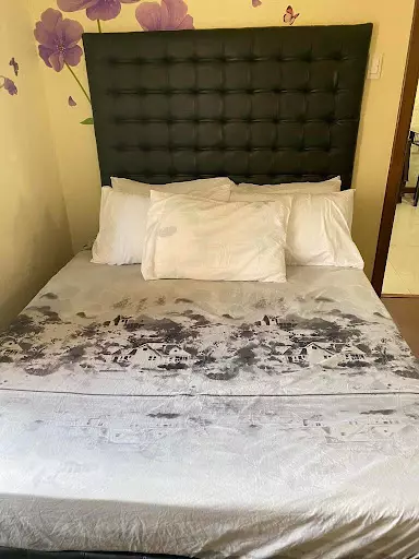 1BR fully Furnished @Azalea Place