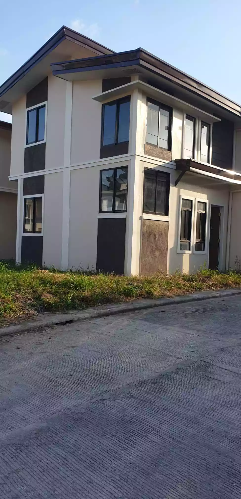 FOR ASSUME Corner HOUSE and LOT! — House and Lot in Polomolok, South Cotabato, Philippines — Photo 2