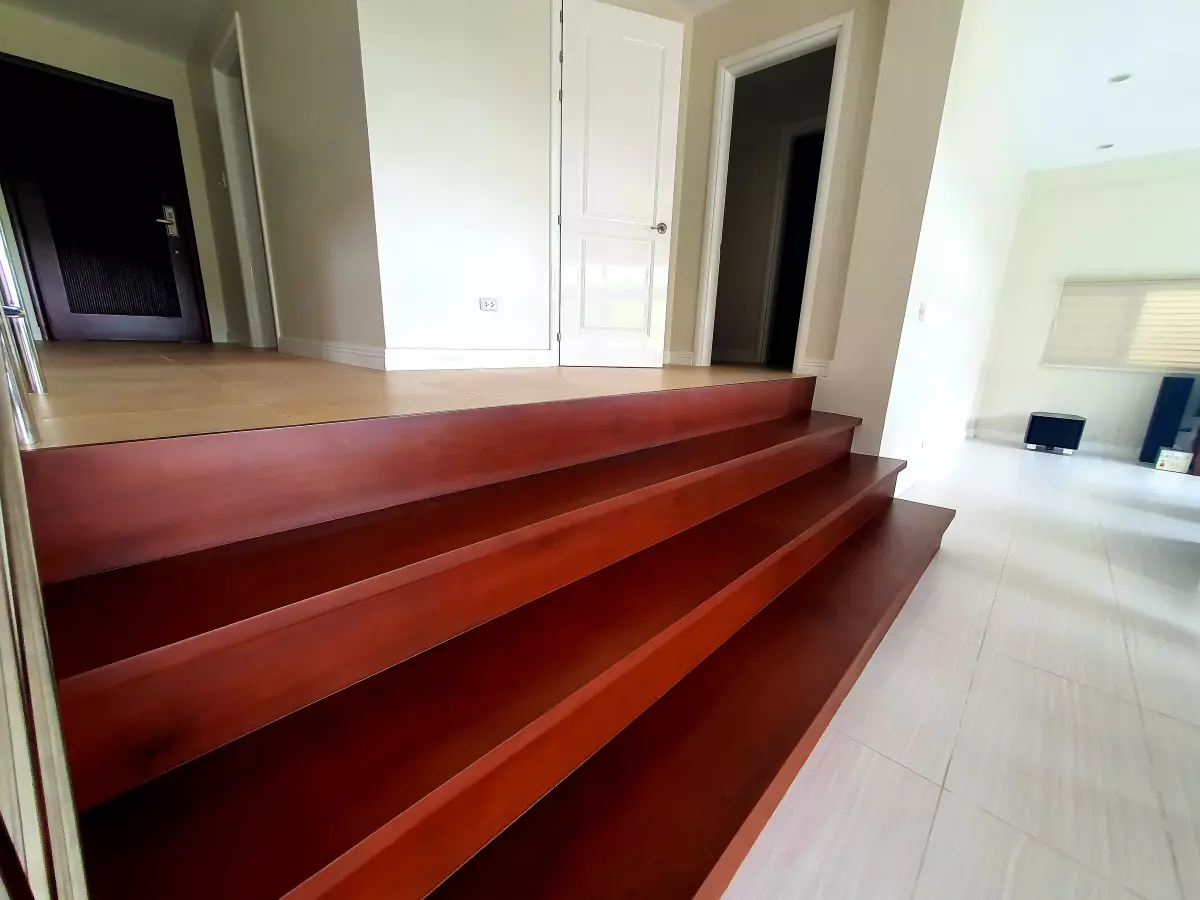 Open photo 14 of 19 — Overlooking 4- Storey House and Lot in Jardin de Busay for Sale