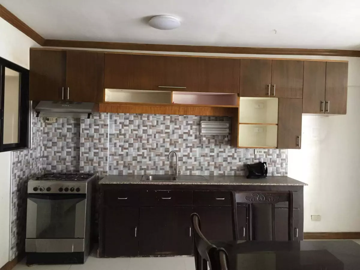 Cebu City Lahug Townhouse For Sale - photo 4