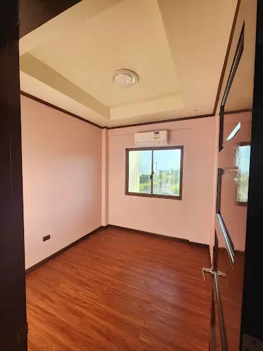 Open photo 19 of 23 — 4-Bedroom Apartment for Sale in Talisay, Cebu