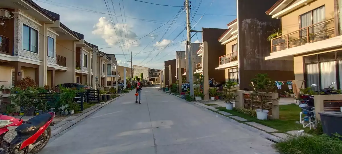 Single Detached House and Lot in Talisay