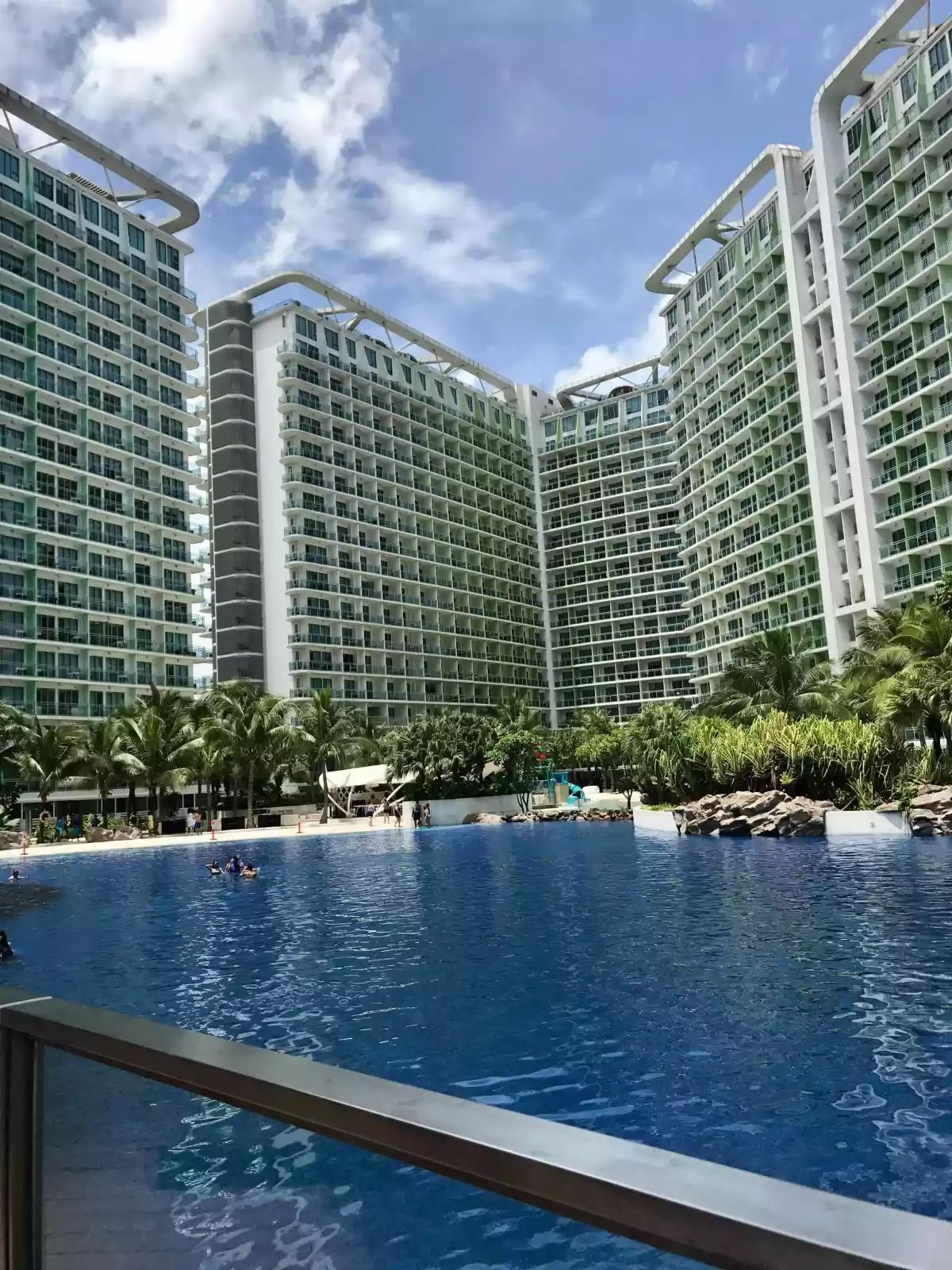 AZURE URBAN RESORT RESIDENCES | BEACHFRONT LIVING IN THE HEART OF THE CITY — 2 Bedrooms in Marcelo Ave, Parañaque, Metro Manila — Photo 7