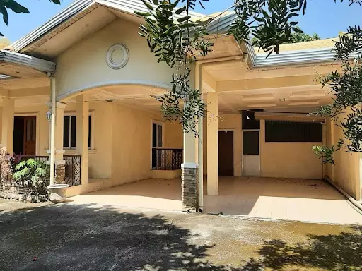 Spacious Bungalow House and Lot in Talisay — House and Lot in Antuwanga, Talisay, Cebu — Photo 3