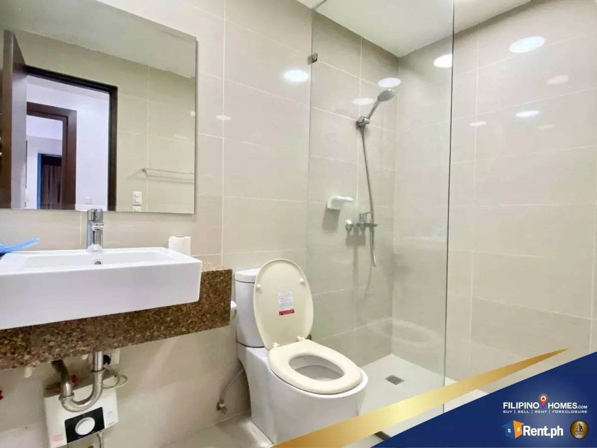 "Makati's Finest Living: 3BR Luxury Condo for Sale at Three Central" - photo 7