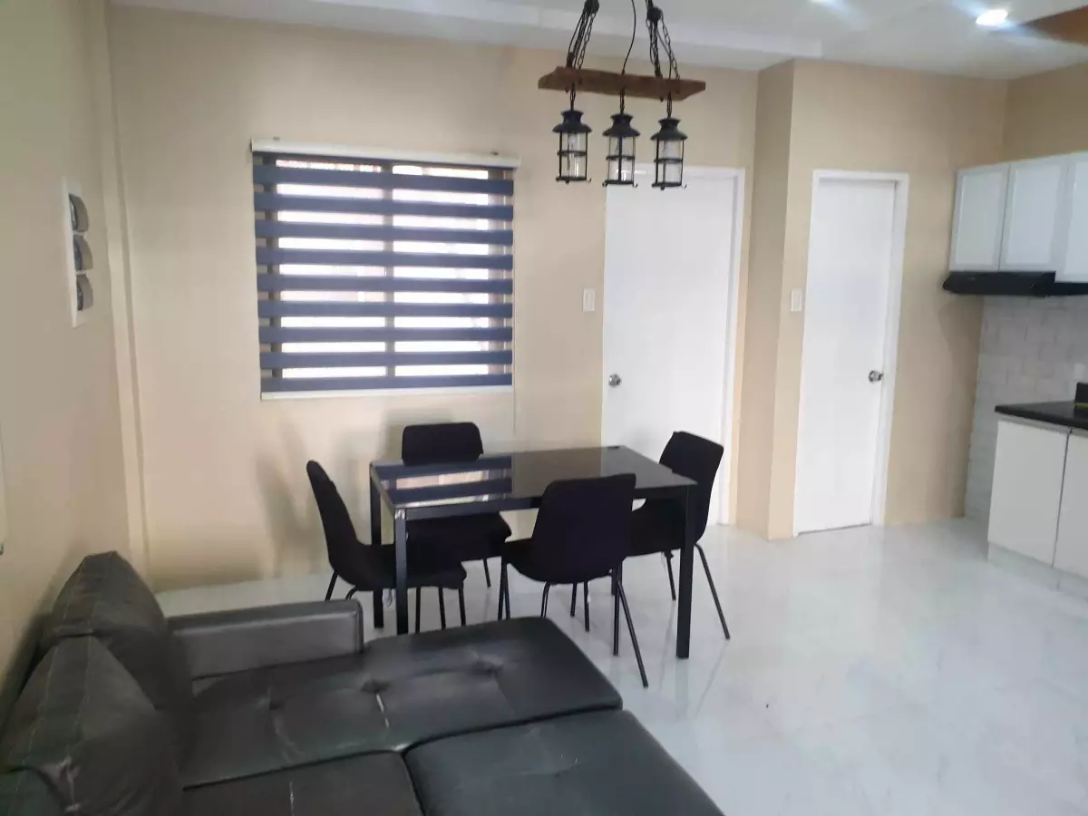 Open photo 14 of 16 — Townhouse For Sale in Guada Plains