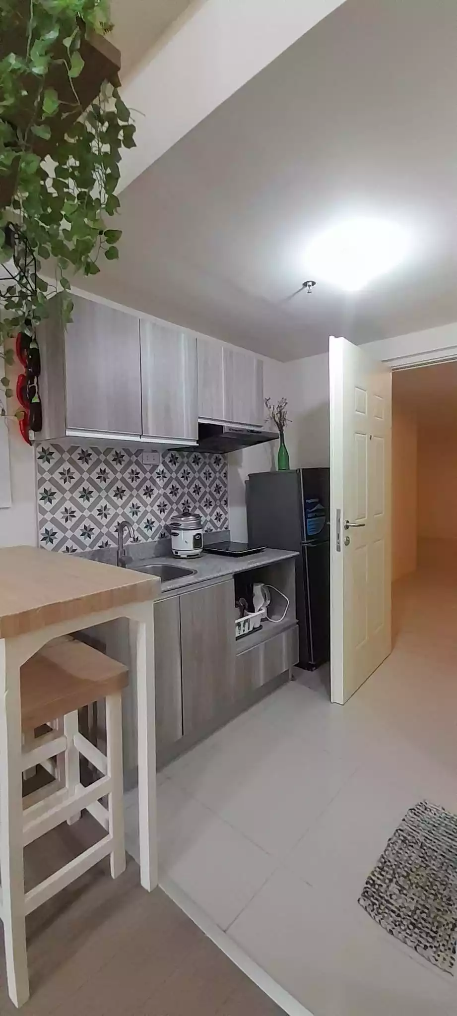 Grand Residences  studio w/balcony