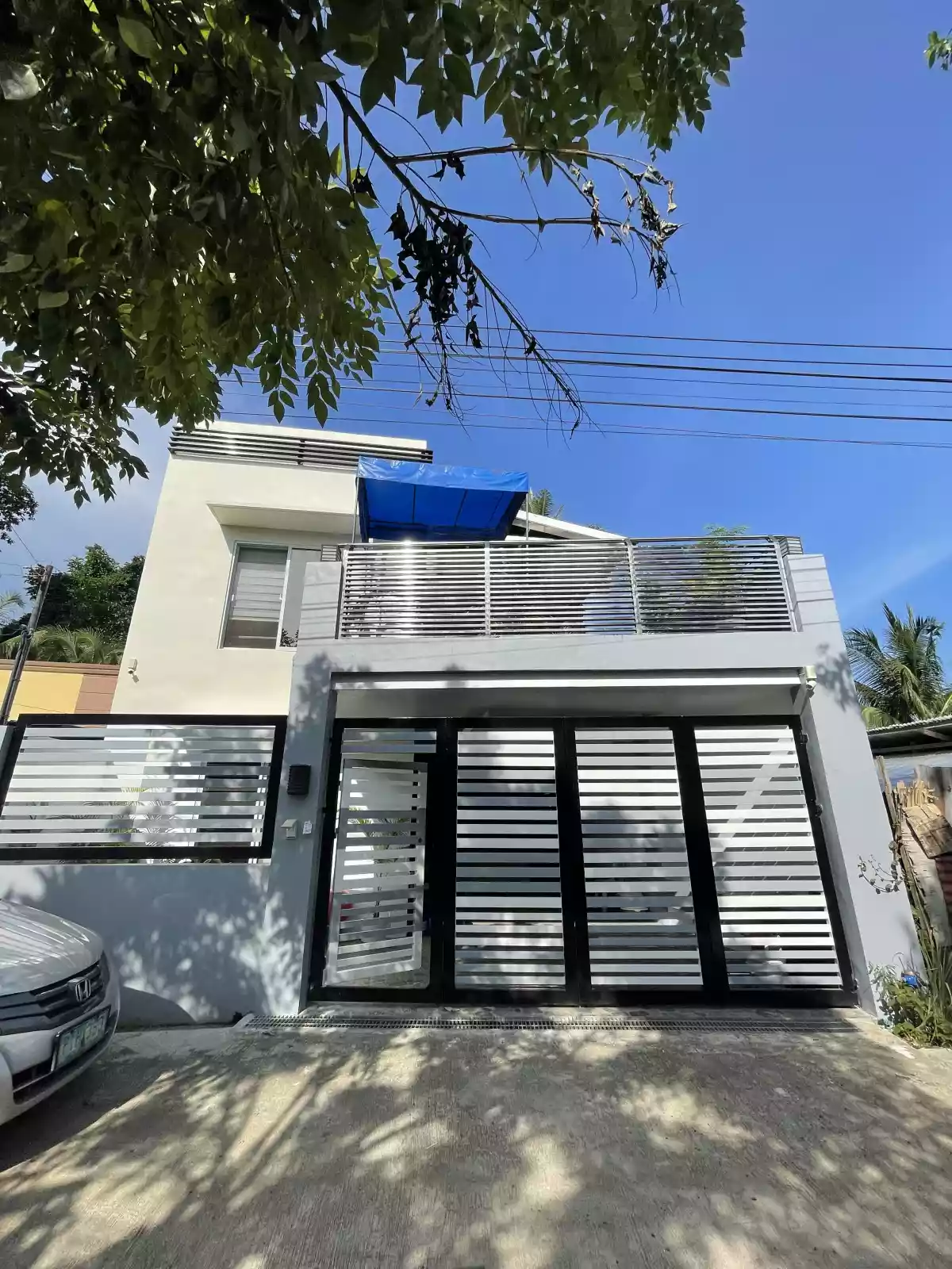 HOUSE AND LOT FOR SALE