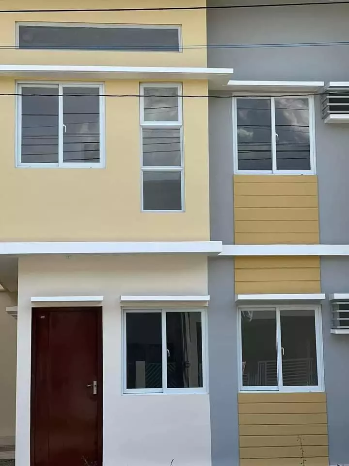 ðŸ“ŒTWO STORY HOUSE AND LOT FOR ASSUME