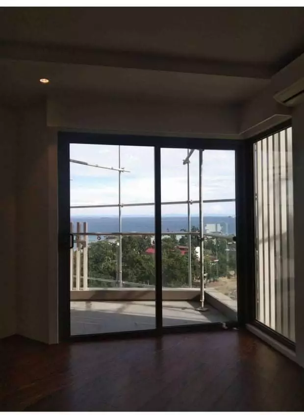 Tambuli 2 Bedrooms for Sale - 9th Floor - photo 5