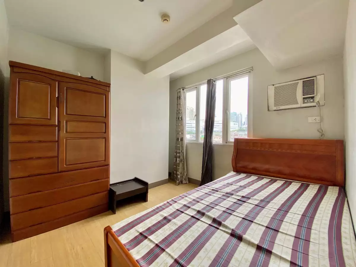 2BR SEMI-FURNISHED UNIT FOR SALE at Ridgewood Towers   - photo 3