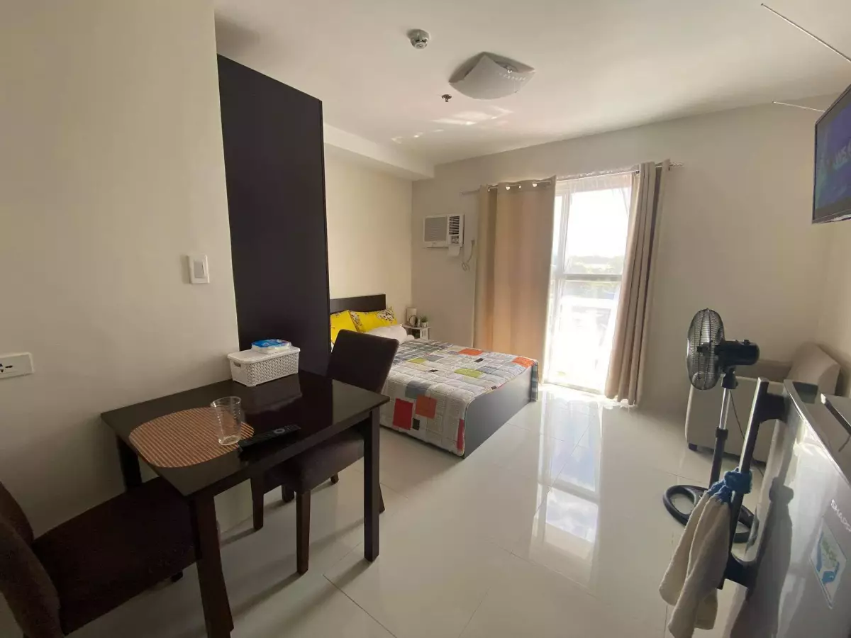 Fully Furnished STUDIO UNIT AT BAMBOO BAY - photo 4