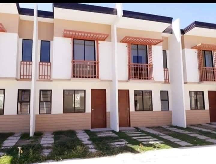 For Assume Townhouse in Casa Mira South - photo 2