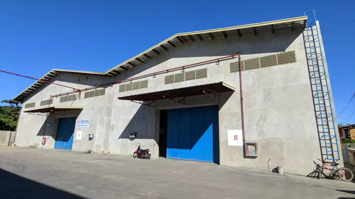 WAREHOUSE FOR RENT - photo 3
