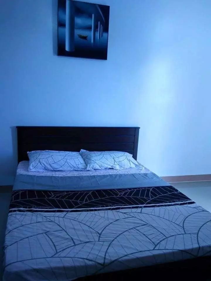 Fully Furnished Studio Unit La Guardia Flats 2 - photo 3