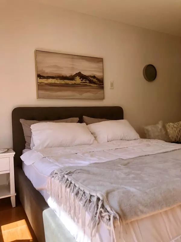 Clean and Sleek Studio Unit — Studio in Pres. Magsaysay Street, Cebu City, Philippines — Photo 7