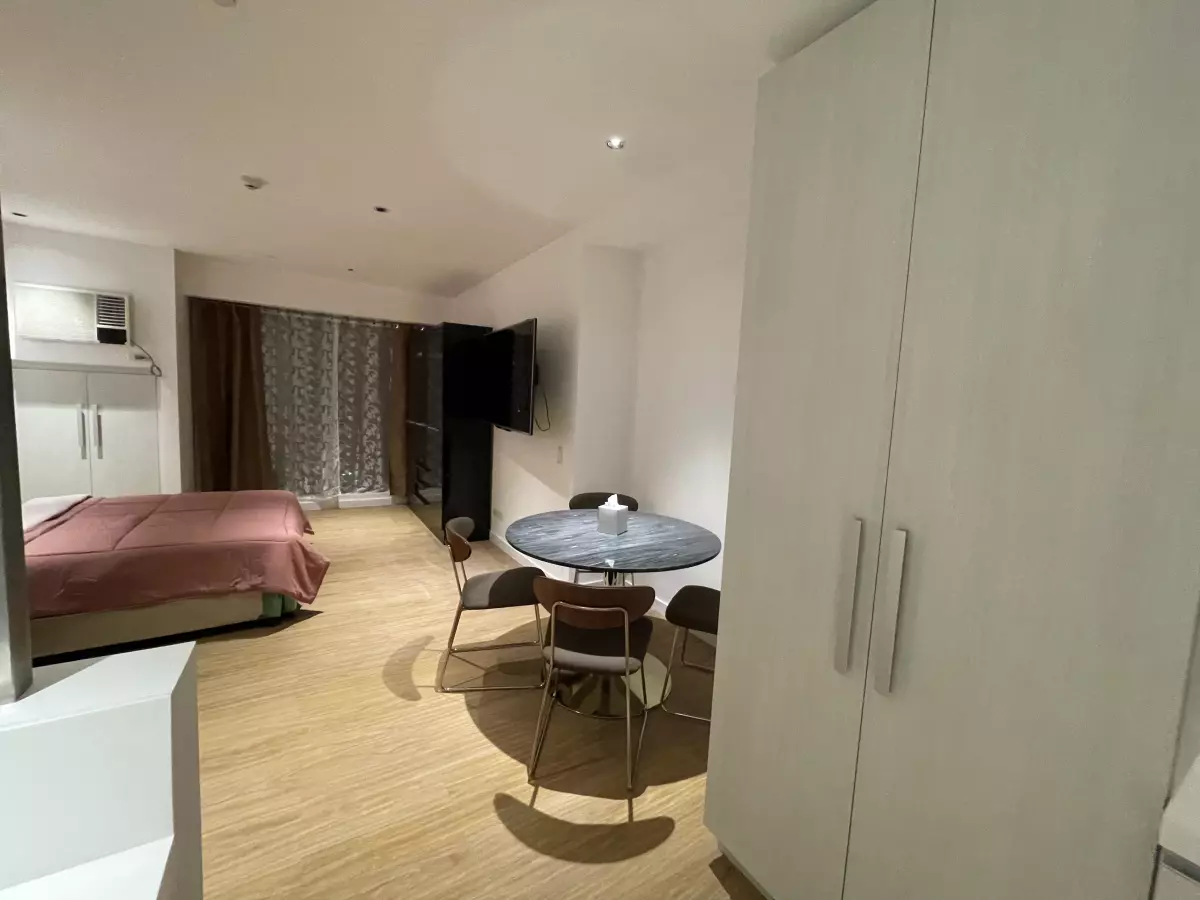 Open photo 13 of 13 — Novotel Tower at Acqua Private Residences For Rent