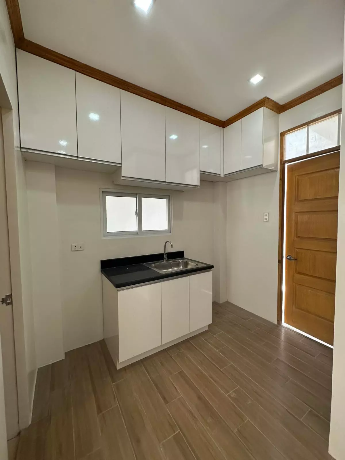 ESTELLA WOODS RESIDENCES - FRESNO — House and Lot in Cebu City, Cebu, Philippines — Photo 6