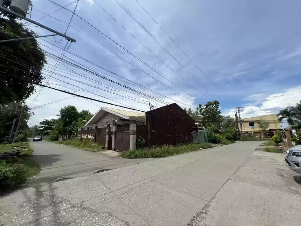 House and Lot for sale in SRP Talisay City, Cebu - photo 3