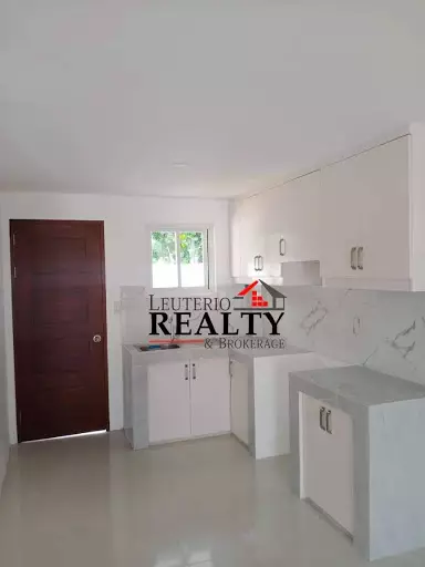 2- Storey Townhouse & Lot — House and Lot in Camarines Sur, Philippines — Photo 6